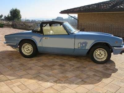 Triumph Spitfire completa di hard top Blu/Azzurro usata PESARO