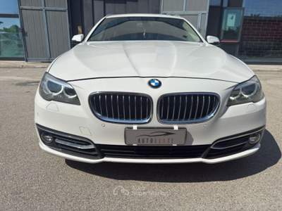 BMW Serie 5 520d d Touring Luxury Solo per Commercianti Bianco usata Santa Maria di Sala