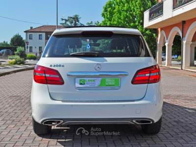 Mercedes-Benz Classe B d Automatic Premium Bianco usata Saonara