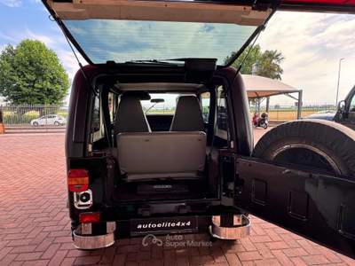 Jeep Wrangler HIG OUTPUT 4.0 BENZ ISCRITTA ASI Nero usata Rovello Porro