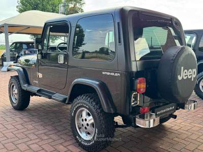 Jeep Wrangler HIG OUTPUT 4.0 BENZ ISCRITTA ASI Nero usata Rovello Porro