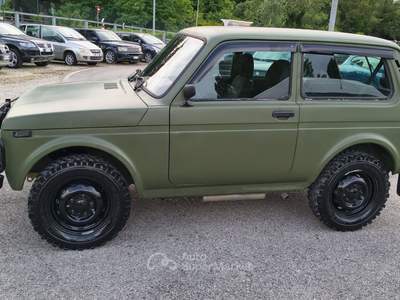 Lada Niva 1.7 cat MPi Dual fuel GPL Oro usata Perugia