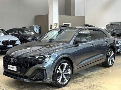Audi Q8 3.0 tdi mhev S line edition quattro 286cv - 22" - FULL Rosso usata Paderno Dugnano