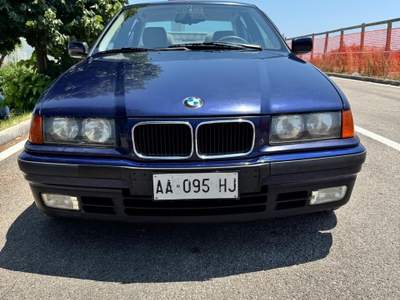 BMW Serie 3 318is 318 IS 150 CV DAVVERO B.ELL.A - 1995 Blu/Azzurro usata Salerno