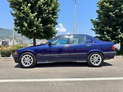 BMW Serie 3 318is 318 IS 150 CV DAVVERO B.ELL.A - 1995 Blu/Azzurro usata Salerno