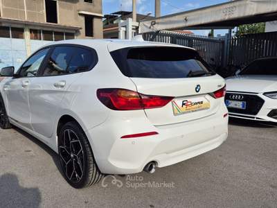 BMW Serie 1 116d 116 116d 5p. Business Advantage Bianco usata Sant'Egidio del Monte Albino