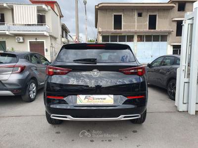Opel Grandland aut. Ultimate Nero usata Sant'Egidio del Monte Albino