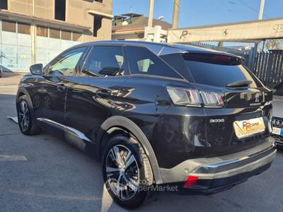 Peugeot 3008 S&S EAT8 Allure Pack Nero usata Sant'Egidio del Monte Albino