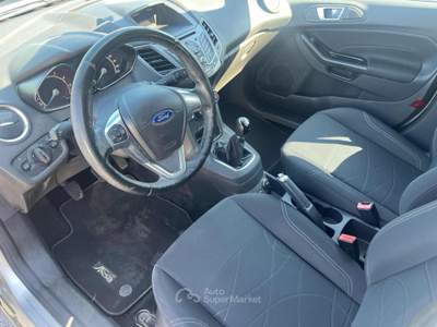 Ford Fiesta 1.2 60CV 5 porte Argento usata Buttrio