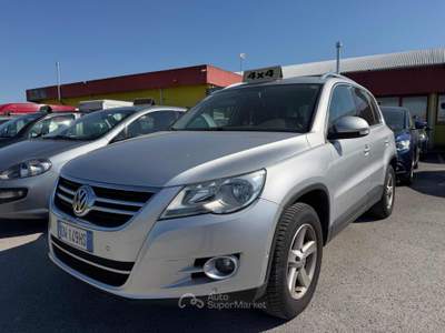 Volkswagen Tiguan 2.0 16V TDI DPF Trend & Fun (18°) Grigio usata Buttrio