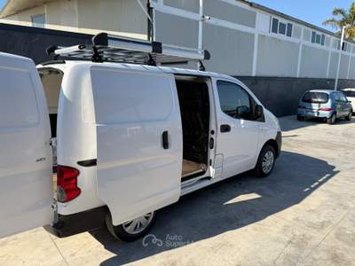 Nissan NV200 Furgone Bianco usata Giugliano in Campania