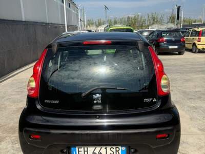 Peugeot 107 5p. Allure Nero usata Giugliano in Campania
