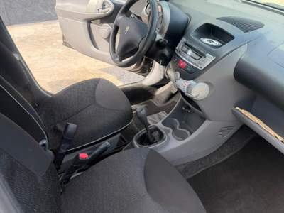 Peugeot 107 5p. Allure Nero usata Giugliano in Campania