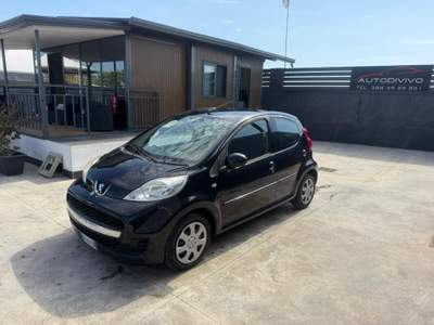 Peugeot 107 5p. Allure Nero usata Giugliano in Campania