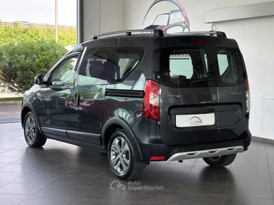 Dacia Dokker 1.5 dci 90cv S&amp;S STEPWAY E6 FL N1 AUTOCARRO Grigio usata Cesano Maderno