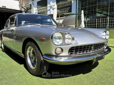 Ferrari 330 GT Ferrari 330 GT 2+2 I Serie – 1964 Argento usata Pianezza