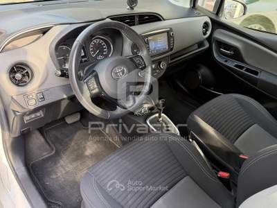 Toyota Yaris TOYOTA Yaris 1.5 Hybrid 5 porte Active Bianco usata Padova