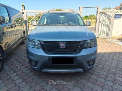Fiat Freemont Freemont 2.0 Mjt 170 CV 4x4 aut. Cross Argento usata RENDE
