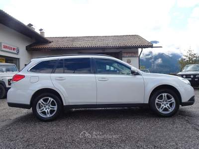 Subaru Outback Trend Limited usata Cavalese