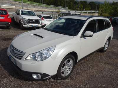 Subaru Outback Trend Limited usata Cavalese