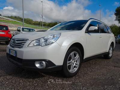 Subaru Outback Trend Limited usata Cavalese