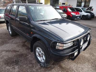 Opel Frontera turbodiesel 5 porte Station Wago usata Cavalese