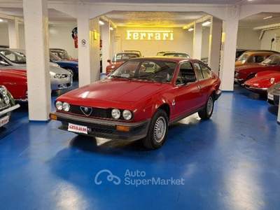 Alfa Romeo Alfetta GT/GTV 2.0 130CV*ROSSO AR501*TARGA MILANO**INTERNI VINILE Rosso usata Vigevano Alfa Romeo Alfetta GT/GTV 2.0 130CV*ROSSO AR501*TARGA MILANO**INTERNI VINILE Rosso usata Vigevano
