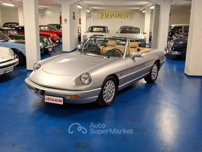Alfa Romeo Spider 2.0i **SOLO 22.747 KM DA NUOVA** Argento usata Vigevano Alfa Romeo Spider 2.0i **SOLO 22.747 KM DA NUOVA** Argento usata Vigevano