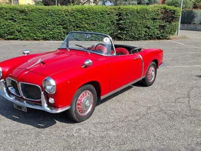 Fiat 1200 GRANLUCE TRASFORMABILE *TARGHE NERE LA SPEZIA* Rosso usata Vigevano