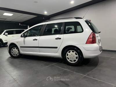 Peugeot 307 1.4 HDi 75 cv  SW Bianco usata Atena lucana