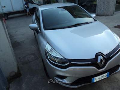 Renault Clio TCe 12V 90 CV GPL Start&Stop 5 porte Energy Life Argento usata Sala Bolognese