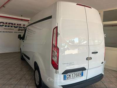 Ford Transit Custom 2.0 EcoBlue 130 PC Furgone Trend T.A. Bianco usata San Cesareo