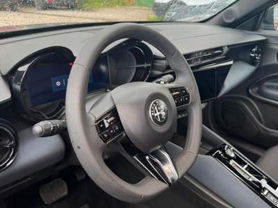 Alfa Romeo Junior Hybrid eDCT6 -2025 usata Cercola