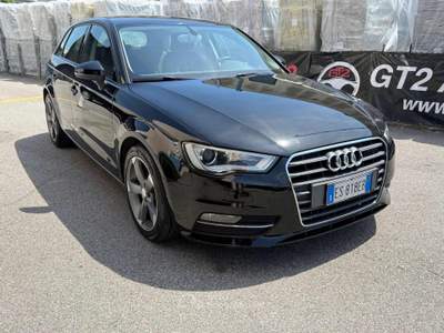 Audi A3 SPB 1.6 TDI 105 CV Ambiente S TRONIC Nero usata Venezia