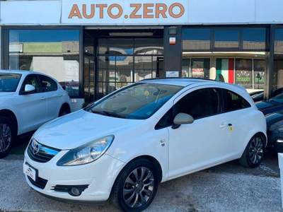 Opel Corsa 3 porte GPL-TECH Club usata Gualdo Tadino