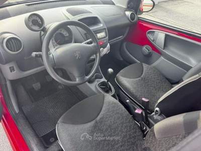 Peugeot 107  1.0 12v Active (plaisir) 5p FL Rosso usata Casalserugo