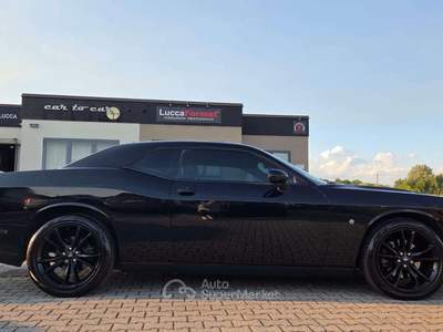 Dodge Challenger SXT PLUS 3.6 Nero usata Porcari
