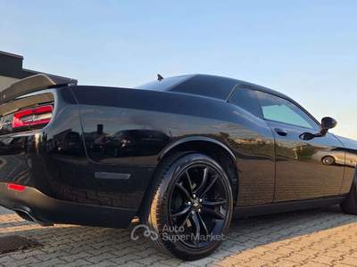 Dodge Challenger SXT PLUS 3.6 Nero usata Porcari