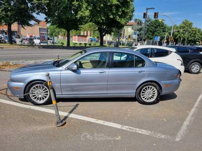 Jaguar X-Type LUXURY Grigio usata NONANTOLA