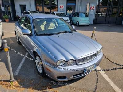 Jaguar X-Type LUXURY Grigio usata NONANTOLA