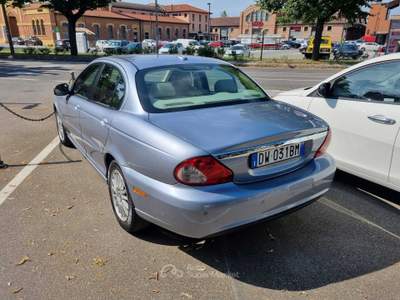 Jaguar X-Type LUXURY Grigio usata NONANTOLA