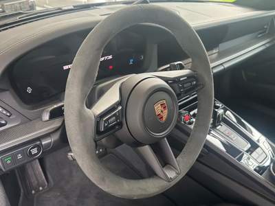Porsche 911 (992)