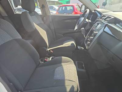 Mahindra KUV100