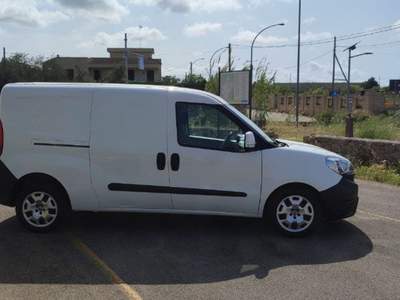 Fiat Doblò Doblò 1.6 MJT 105CV PL-TN Cargo Maxi Lamierato SX Bianco usata Poggiardo