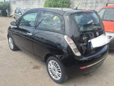 Lancia Ypsilon