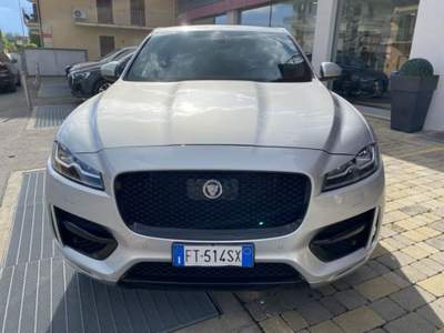 Jaguar F-Pace 2.0 D 240 CV AWD aut. R-Sport NAVI-CAM-LED-PANO-20 Argento usata Alba