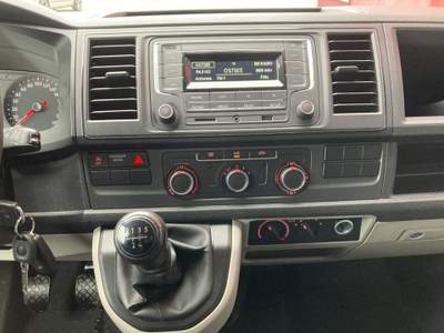 Volkswagen Transporter 2.0 TDI 102CV Kombi Grigio usata Castelnuovo Rangone