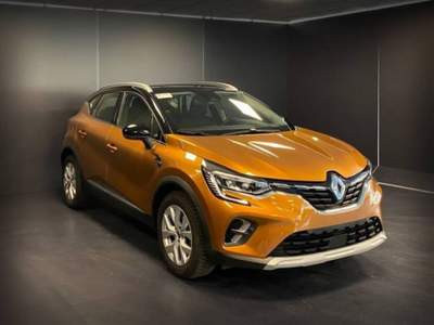 Renault Captur TCe 12V 100 CV Intens Arancione usata Castelnuovo Rangone