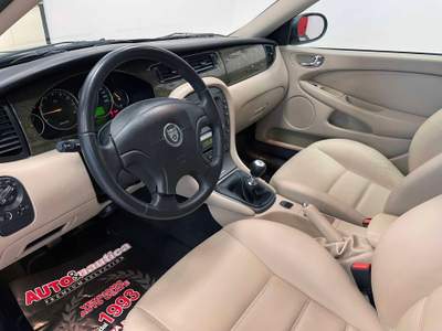 Jaguar X-Type