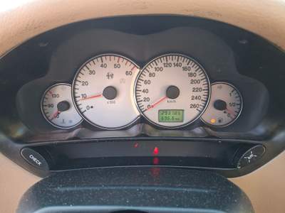 Alfa Romeo 166